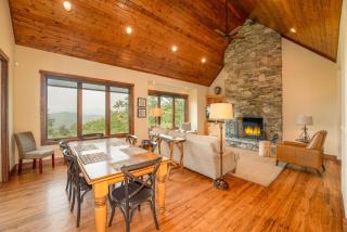 Oak Cottage in Sutton Knob - Pisgah Forest - 0