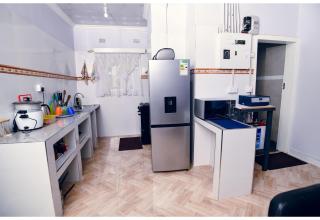 Lynn's Apartments - 1