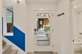 Perch - Urban Abode 18 - Seattle - 1