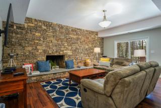 Hilltop Retreat - Brevard - 6