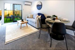 Lovely 2 bed 2 bath - 0