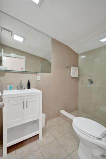 Tropical Oasis Studio w Pool - Fort Lauderdale - 3
