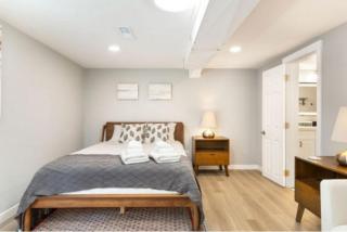 Perch - The Farmhouse B - Seattle - 3
