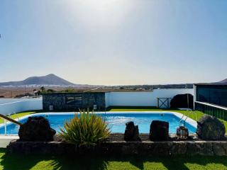 Canaryislandshost l Olympica - Teguise - 8