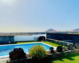 Canaryislandshost l Olympica - Teguise - 2