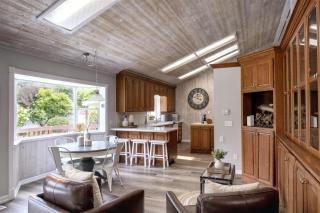 Coastal Hideaway - Fort Bragg - 1