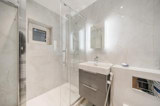 5BD House in the Forest - Hindhead - 4