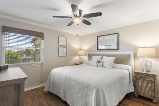 8 G Two Bedroom Condo - 3