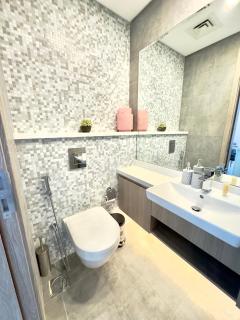 Dubai Marina - Spacious 1BR with Stunning Sea View by Stella Maris - Dubai - 9