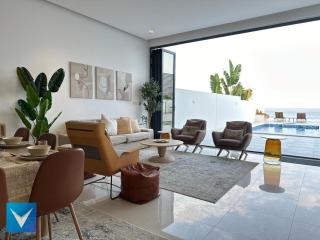 3BR Modern Seashore Private Villa with swimming Pool - 0