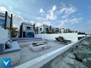 3BR Modern Seashore Private Villa with swimming Pool - 6