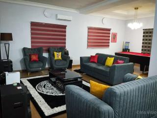 1-3 Bedroom Luxury Oasis in PH City - 3