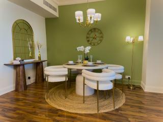 Naseem - Elegant 2BR Retreat with Balcony in Dubai Marina - 3
