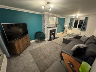 Modern 6 Bedroom House - Long or Short Stays and Free Parking - Wroughton - 9