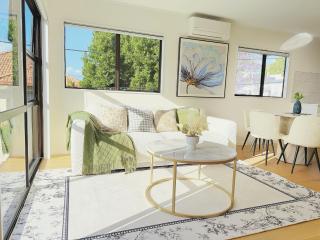 The Luxe Hidden Gem Villa in Auckland Heart - 3 Bedrooms near Newmarket WestfieldMall - Auckland - 0