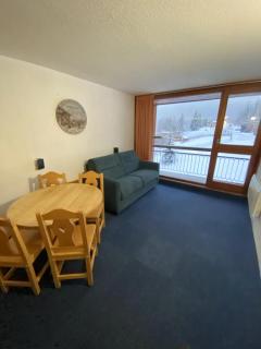 Studio charmant à Bourg-Saint-Maurice avec balcon et vue - 0