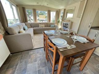 Cosy Caravan - Pendine - 1