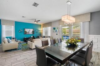 Bright 8 Bdrm Villa with Theater in Champions Gate - Davenport - 2