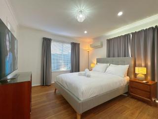 All-Seasons Comfort - Close to CBD & Air port - Warrane - 2
