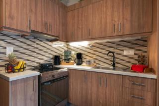 Dreamscape Residences - Zephi Suite - 1