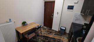 NewRoom2AmbelokipiMetroAirportLine - Athene - 2