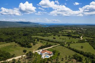Villa Radola Residence only 3 km from beach for 6 people with private pool & large garden - Hrboki - 2