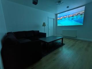 3 Persons Room, 1min walk from South Wimbledon Station - Londra - 9