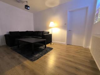 3 Persons Room, 1min walk from South Wimbledon Station - Londra - 7