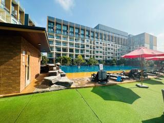 Laguna Beach Resort 2-Projecter Loft Room 2 - 4