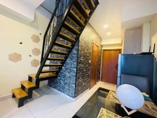 Laguna Beach Resort 2-Projecter Loft Room 2 - 2