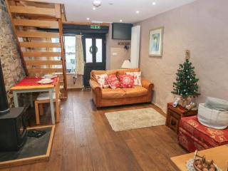 Stable Cottage - Pembroke - 7
