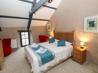 Stable Cottage - 2