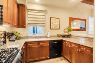 Beautiful 2 Bedroom Villa with Great Views - La Quinta - 5