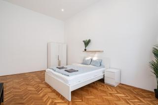 Luxurious Downtown Family Suite - Budapest - 3