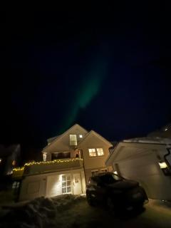 Spacious one bedroom with living room near city centre - 7