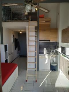 5 pers - balcon - proche mer - 7