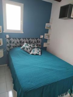 5 pers - balcon - proche mer - 5