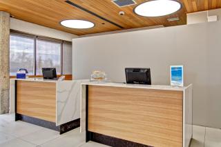 Best Western Cedar Park Inn - Edmonton - 1