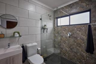 Peppertree Place - - 2