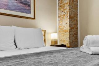 The Grand on Garden - 1