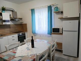 Tihana-ground floor with large terrace - Makarska (Macarsca) - 3