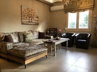 Corner House Volos - 8