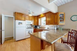 Dancing Bear Chalet - 1