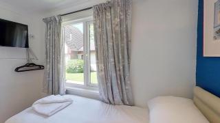 13 Trevithick Court, Tolroy Manor - 3