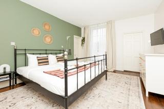 3BR 3LVL Home, Garden & Parking, 5min Greenwich St - Londra - 7