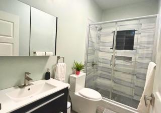 5 Bedroom Villa Gated Community - The Rock - 2