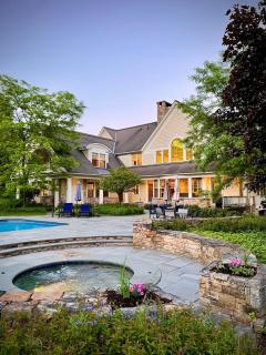 Magnificent Estate Nestled In Picturesque Stowe - 8