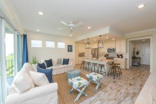 Changes in Latitude 403 - Bradenton - 6