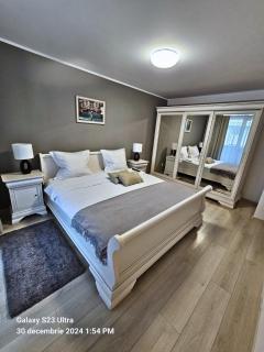 Apartament Julia - Braşov - 0