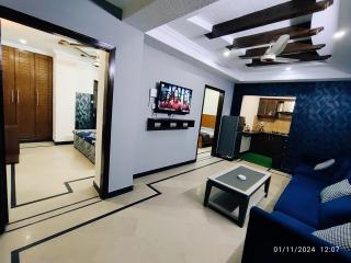 Family Place 2-BEDROOMS APARTMENT! - Islamabad - 2
